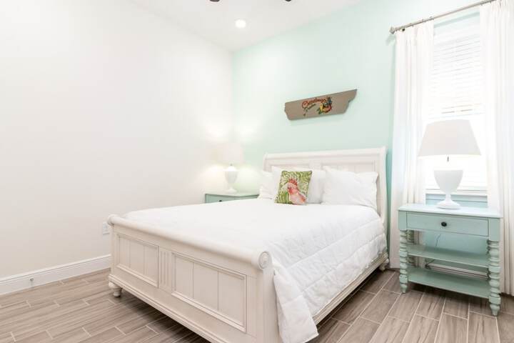 Margaritaville Cottages Orlando by Vstays with H2O Waterpark
