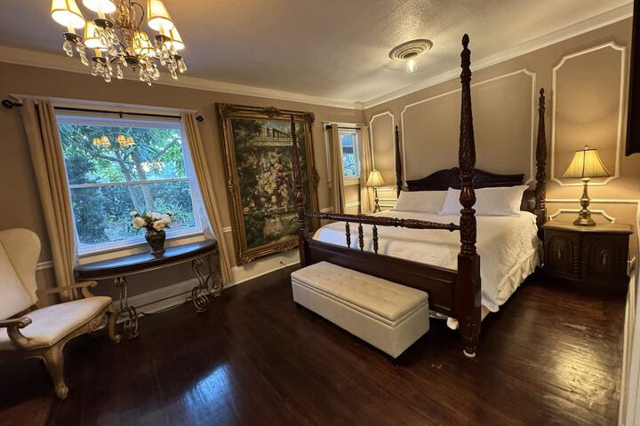 Park Place Inn and Cottages