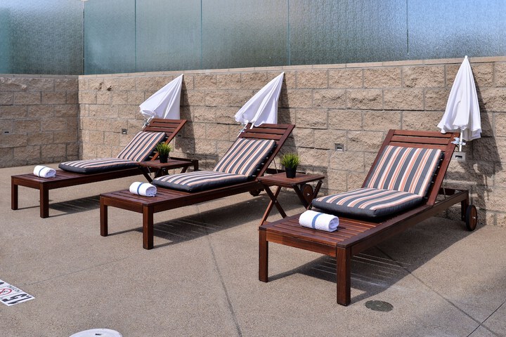 Sundeck 60 of 61
