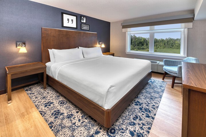 Four Points by Sheraton Barrie