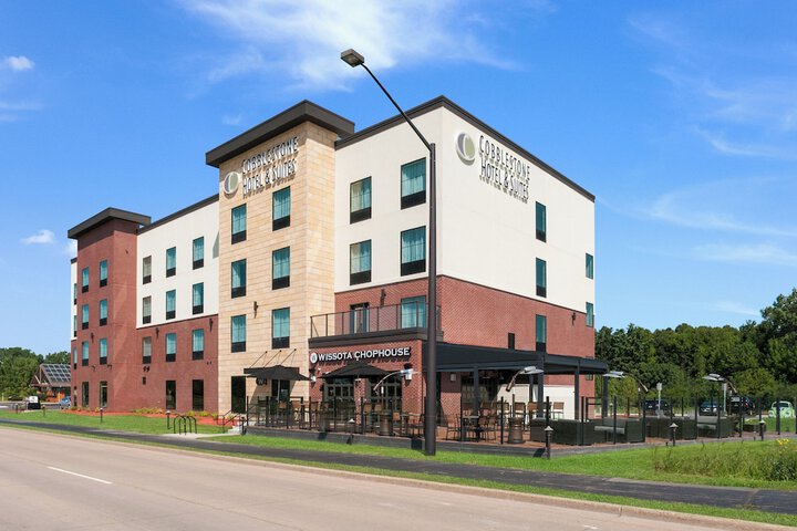 Hotel 3 of 52