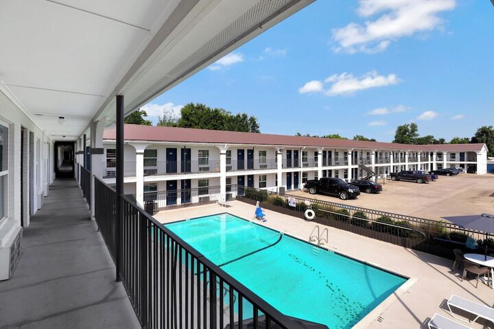 Motel 6 Bryan TX - University Area