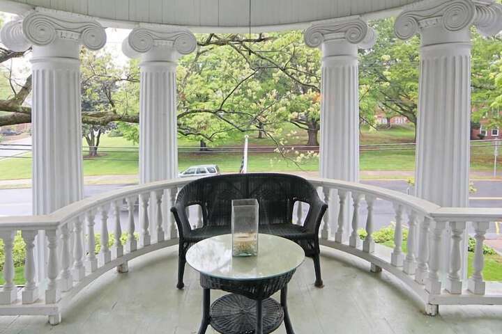 Terrace/Patio 29 of 30