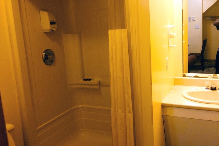 Room 17 of 75