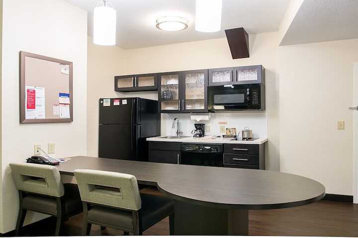 Candlewood Suites Bay City by IHG