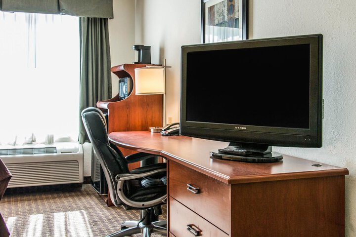 Room 8 of 21