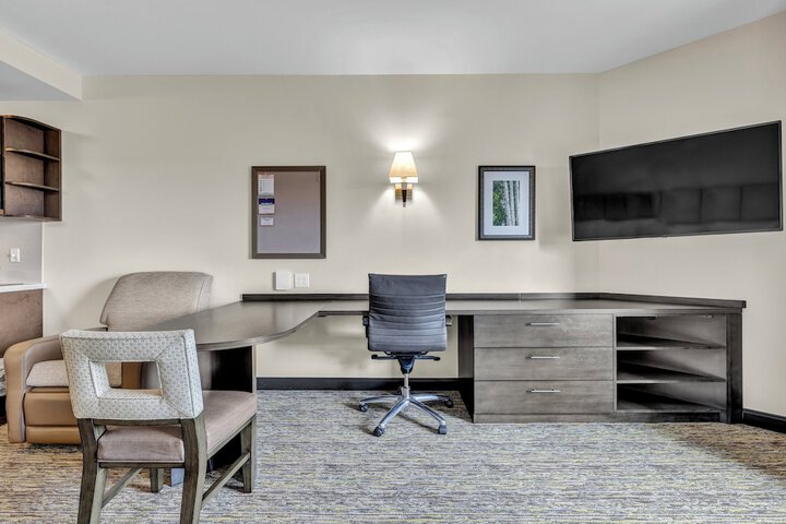 Room 41 of 61