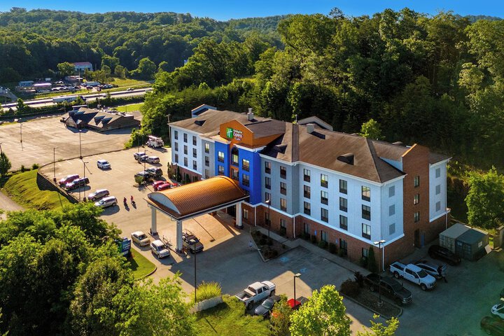 Hotel 2 of 110