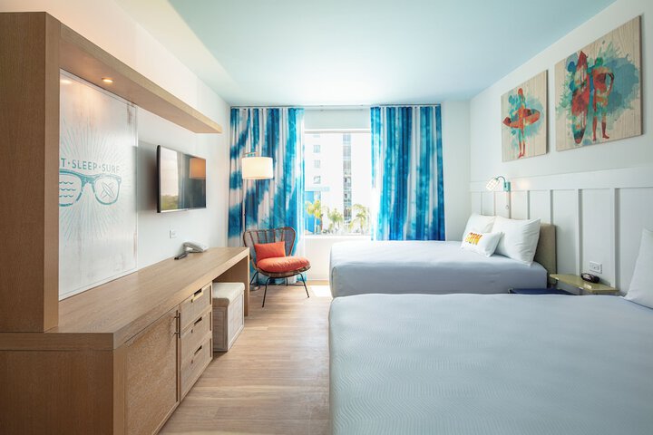 Room 33 of 45