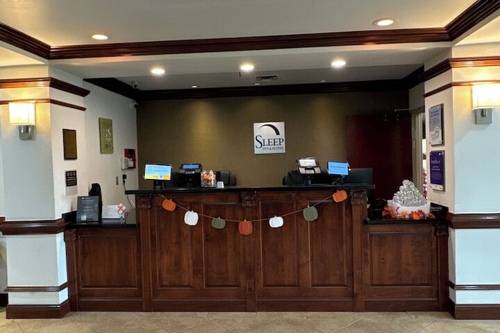 Sleep Inn & Suites Manchester near Arnold AFB