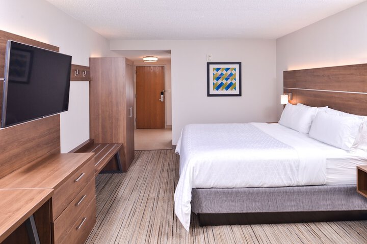 Room 41 of 67