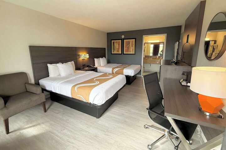 Quality Inn & Suites Baton Rouge West – Port Allen