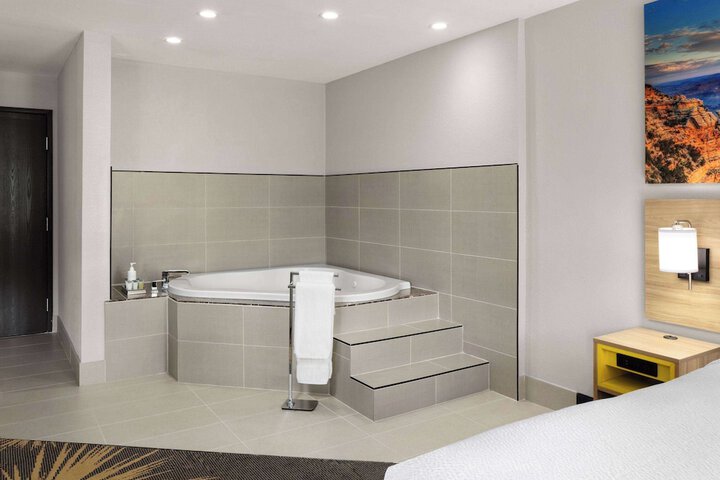 Days Inn by Wyndham Williams