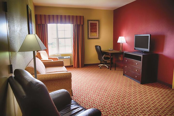Room 12 of 28