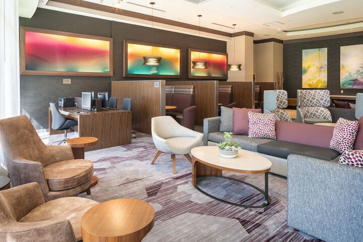 Hotel Interior 7 of 41