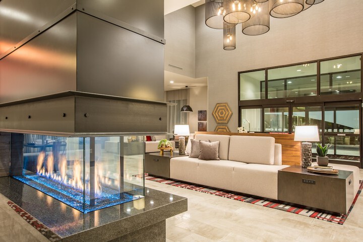 Hotel 7 of 60