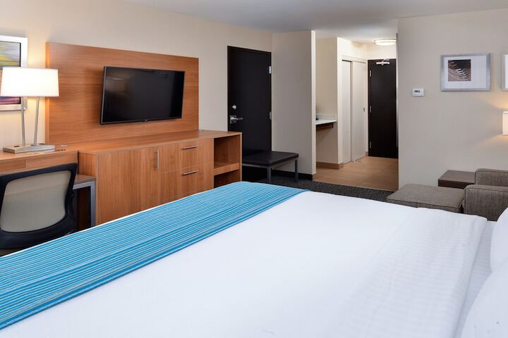 Room 17 of 61