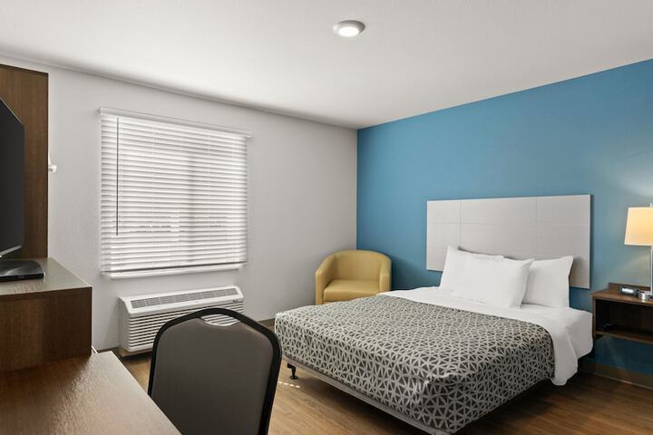 WoodSpring Suites Greeley