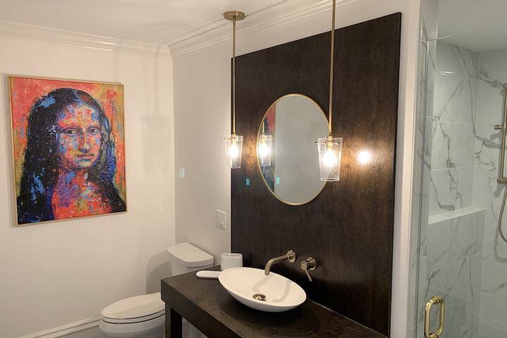 Room 9 of 26