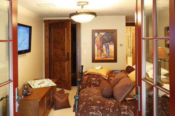 Headwaters Private Residences at Eagle Ranch Resort