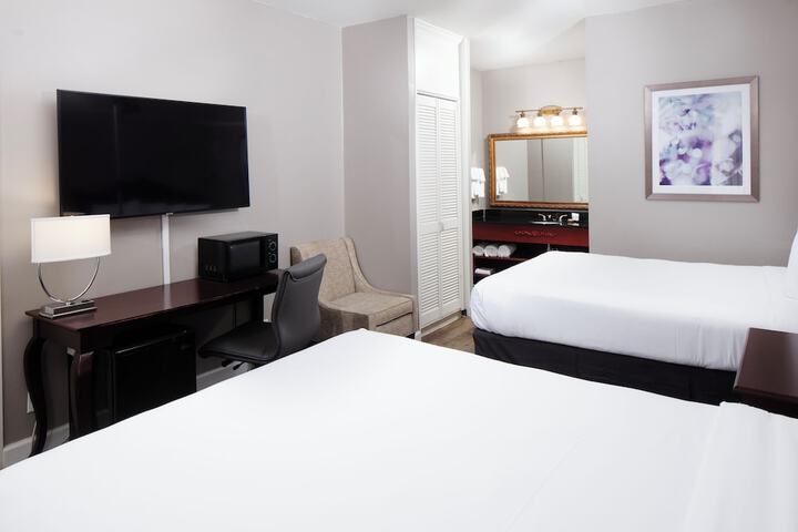 Room 6 of 38