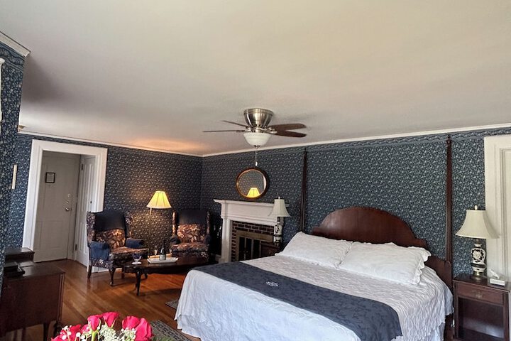 Room 56 of 142