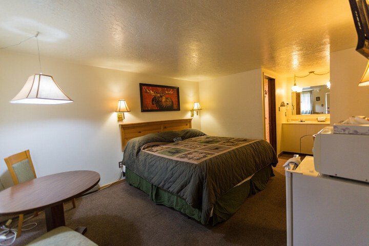 Room 44 of 54