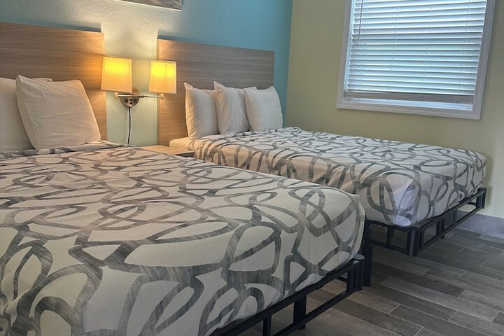 Room 48 of 61