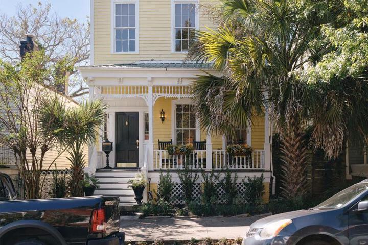 111 Waldburg street Beautifully Renovated Historic 5 bedroom 5 bath
