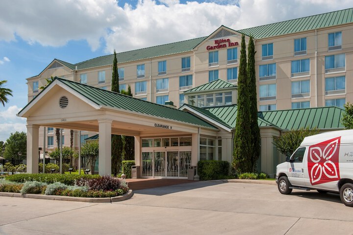 Hotel 3 of 32