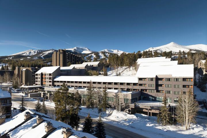 Hotel Alpenrock Breckenridge Curio Collection by Hilton