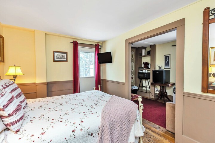 Room 25 of 52