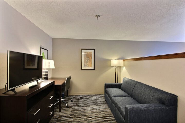 Room 20 of 53