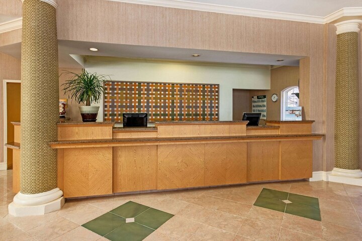 Hotel Interior 6 of 29