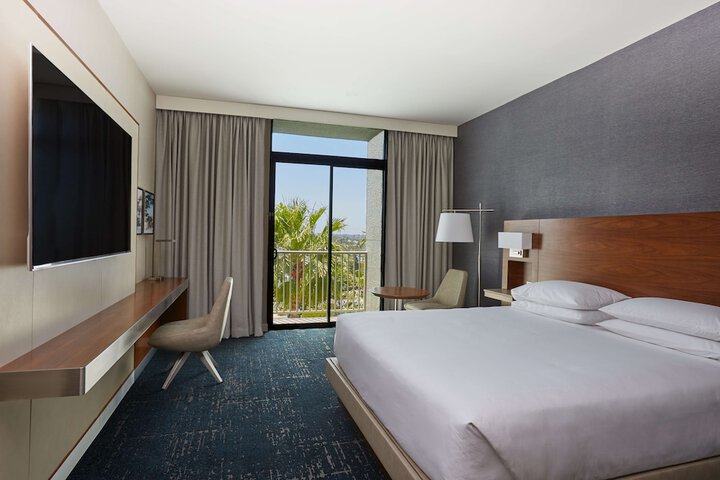 Hyatt Regency Newport Beach West