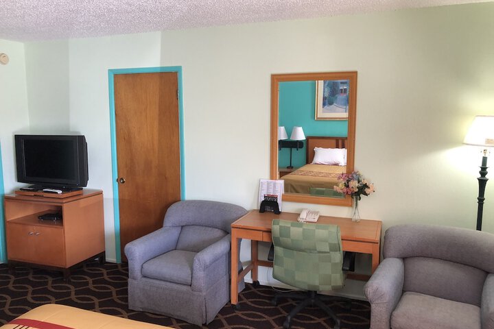 Klamath Motor Lodge