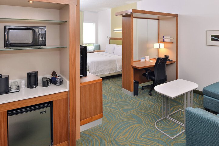 Room 9 of 23