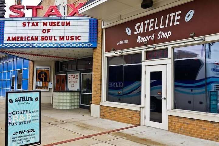 Memphis Riverline Hotel