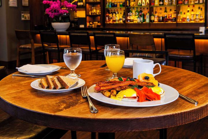 Grand Park Hotel Vancouver Airport an Ascend Collection Hotel