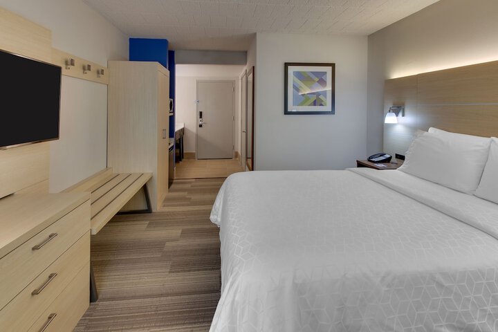 Room 30 of 55