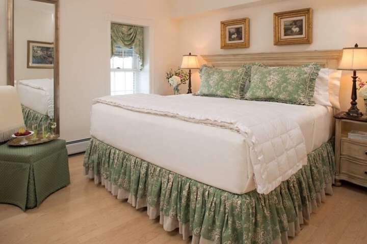 Belfast Bay Inn