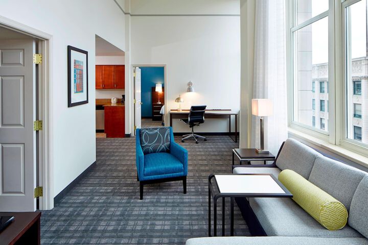 Room 12 of 38