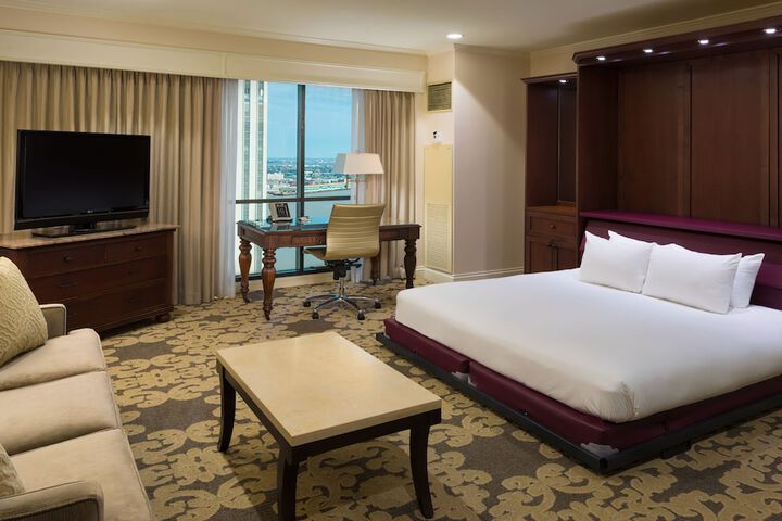 Hilton New Orleans Riverside