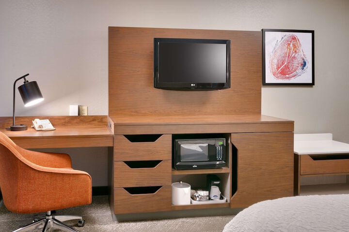 Room 18 of 39