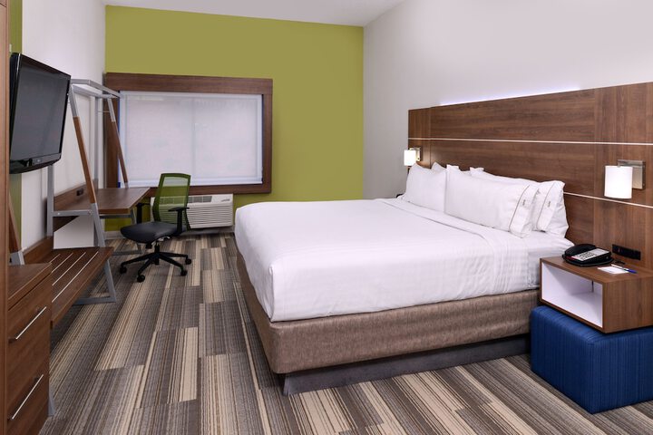 Room 25 of 56