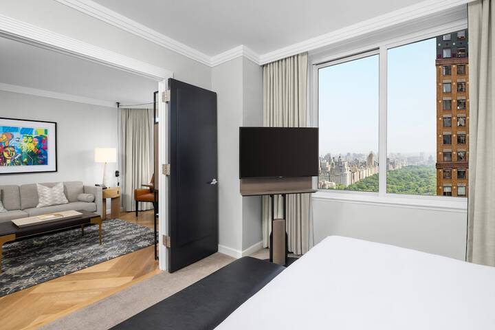 Room 50 of 79