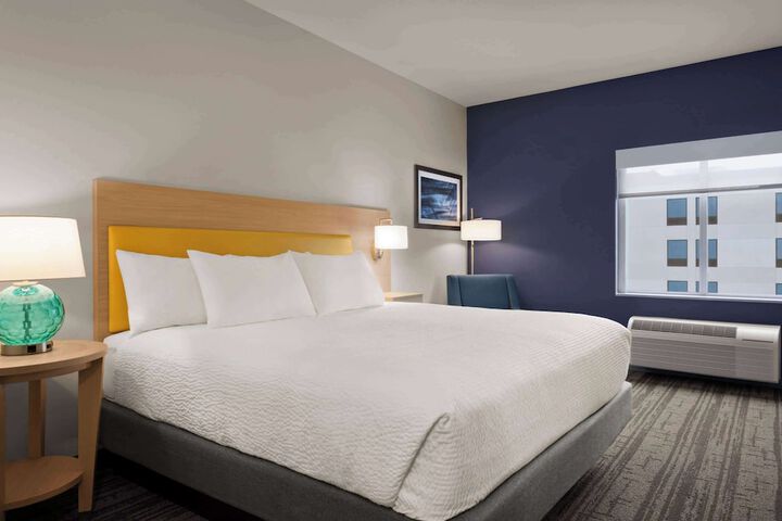 Room 46 of 57