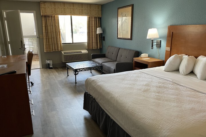 Room 36 of 42