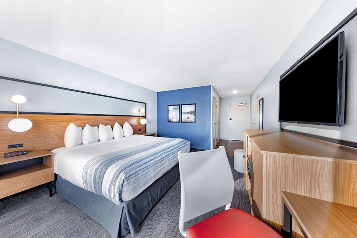 Room 41 of 53