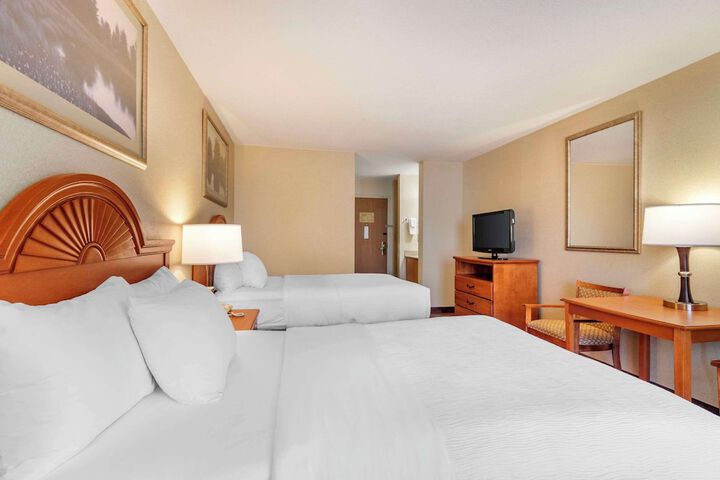 Room 21 of 36